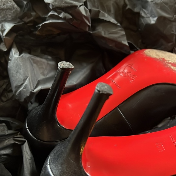 Christian Louboutin Black Leather heels - Picture 5 of 5